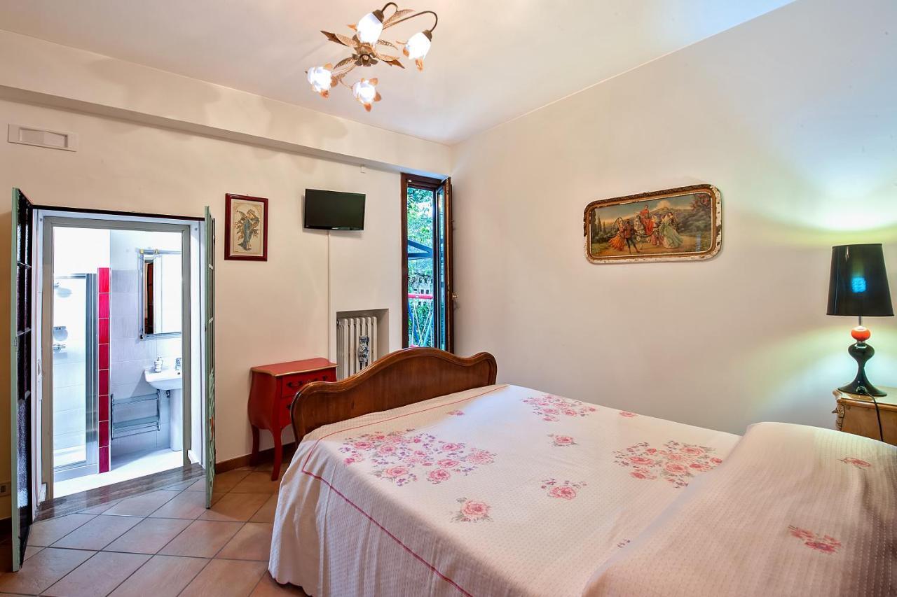 A Casa Di Galdino E Vittorianna Lägenhet LʼAquila Exteriör bild